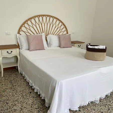 Residenza Stardust Suite With Canal View-2